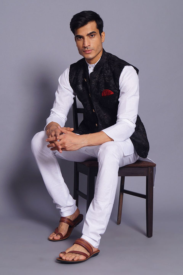 Wintage Men's Embroidered Velvet Grandad Nehru Jacket : Black
