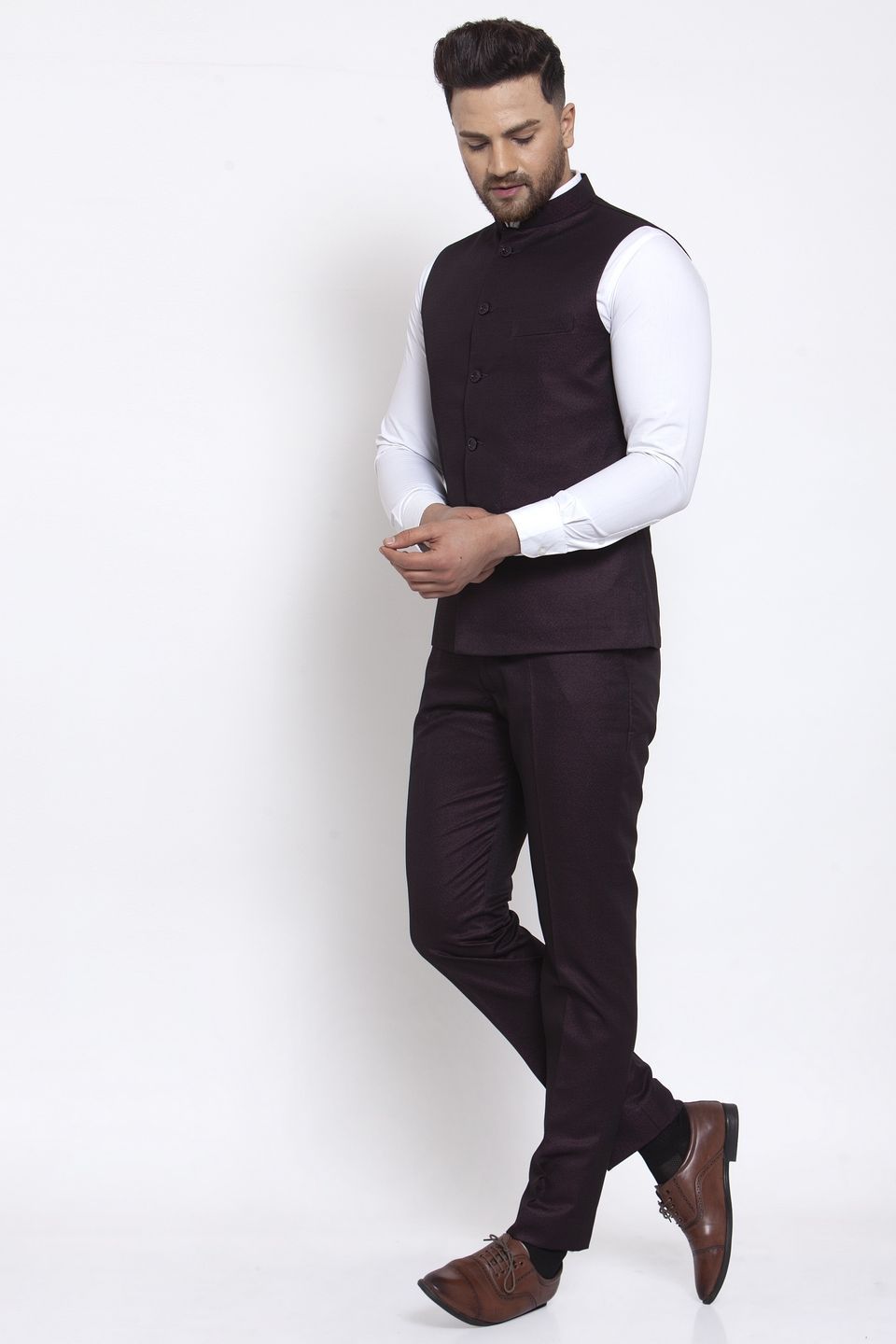Wintage Men's Poly Blend and Evening Vest & Pant Set: Brown