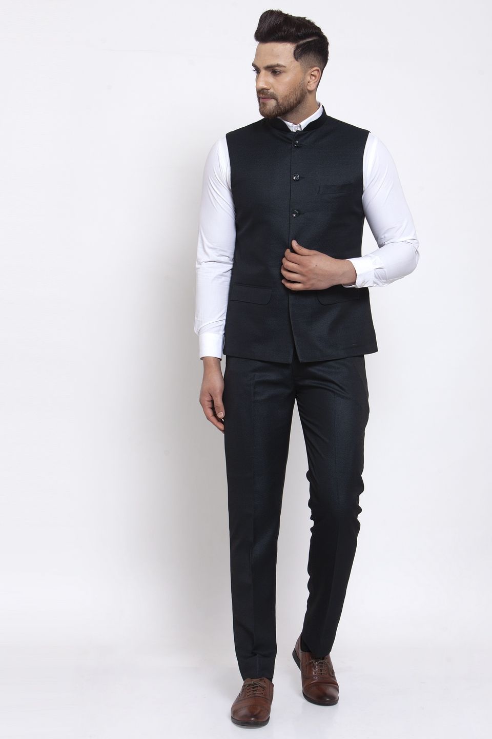 Wintage Men's Poly Blend and Evening Vest & Pant Set: Brown